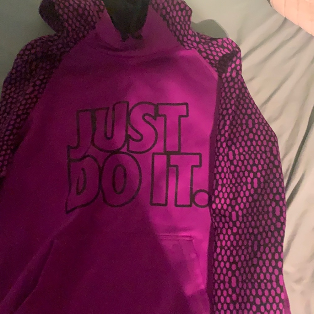 magenta nike hoodie